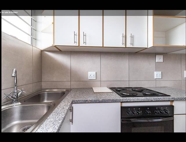2.5 BEDROOM FLAT TO LET IN GLENWOOD